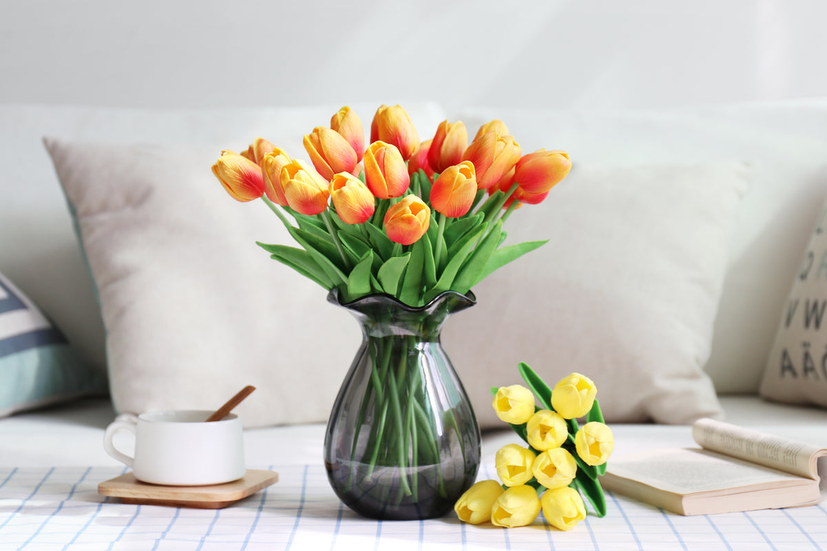 Mini Tulip Stem - Eveléa Studio faux flower