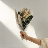Eucalyptus Meadow Bouquet - Eveléa Studio dried flower
